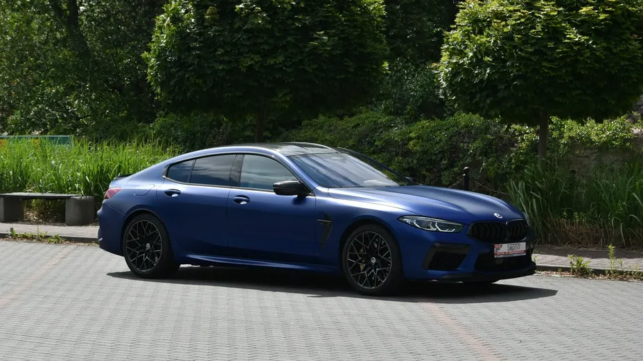 BMW M8 -