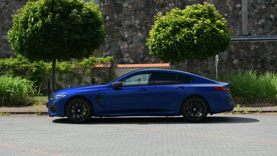 BMW M8 -