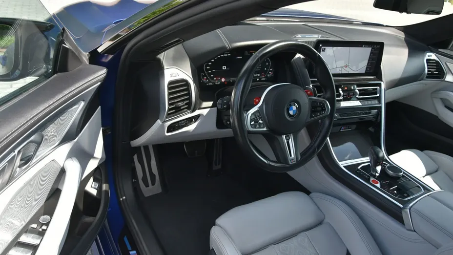 BMW M8 -