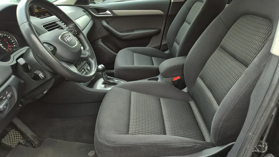 AUDI Q3 -