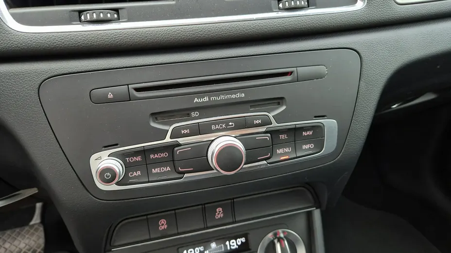 AUDI Q3 -