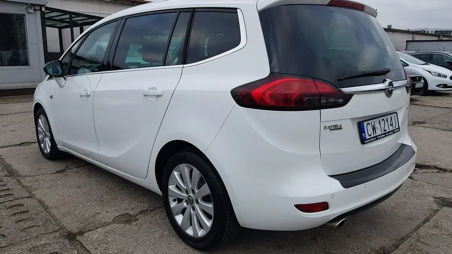 OPEL Zafira -
