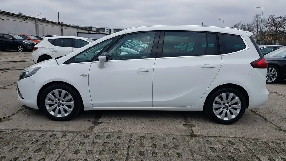 OPEL Zafira -