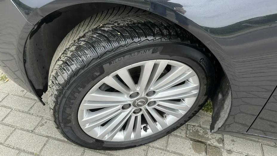 OPEL Insignia -