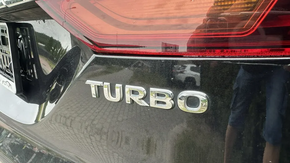 OPEL Insignia -