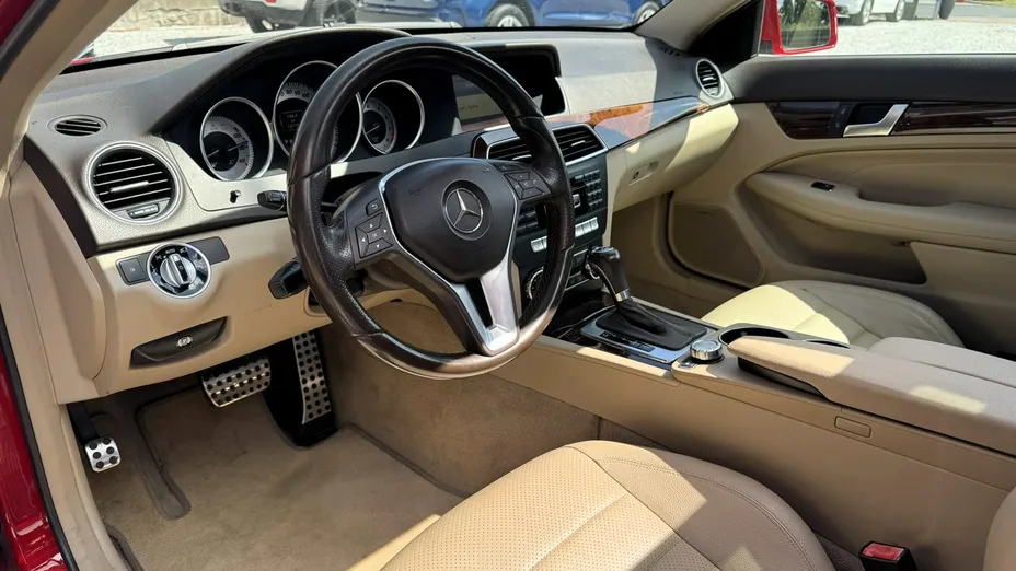 MERCEDES-BENZ C Klasa -