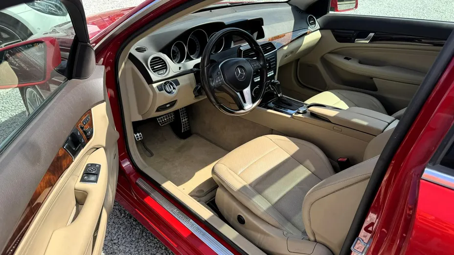 MERCEDES-BENZ C Klasa -