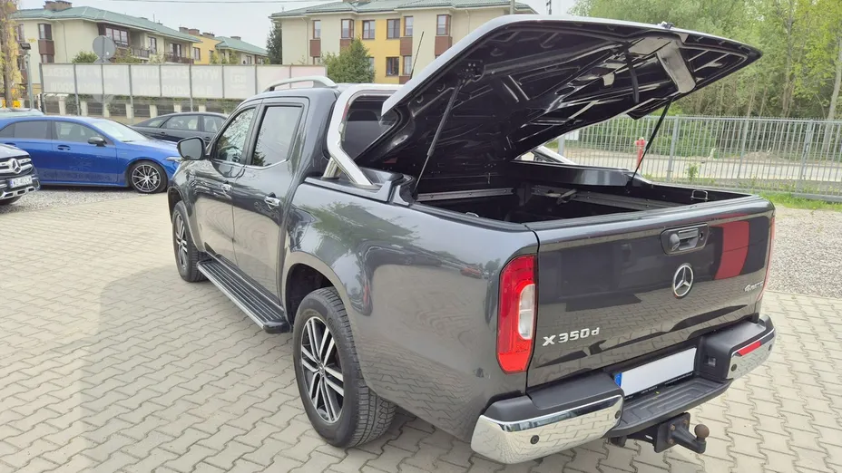 MERCEDES-BENZ Klasa X -