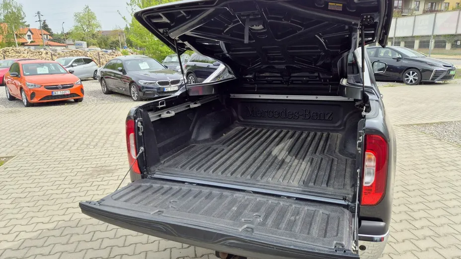 MERCEDES-BENZ Klasa X -