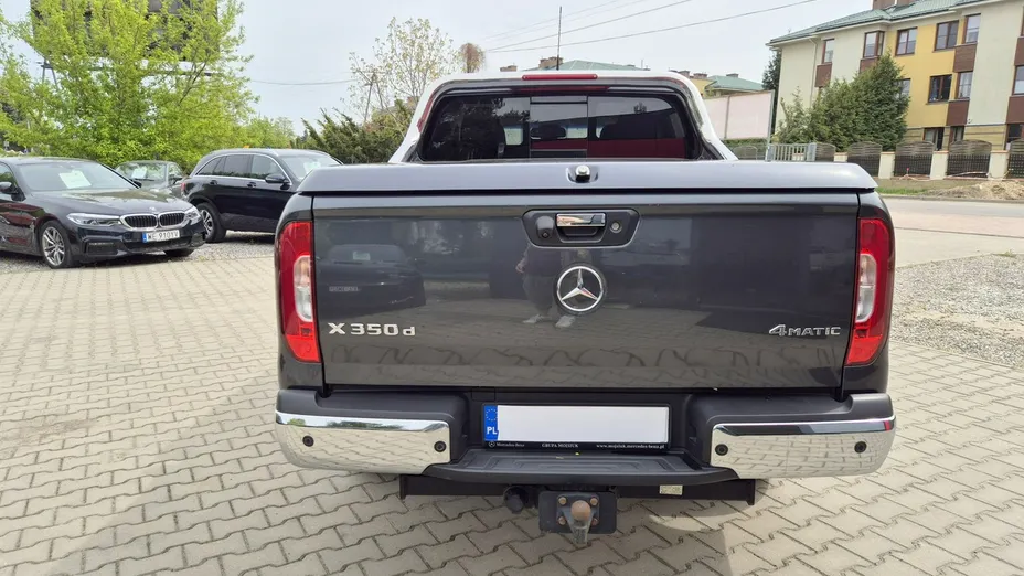 MERCEDES-BENZ Klasa X -