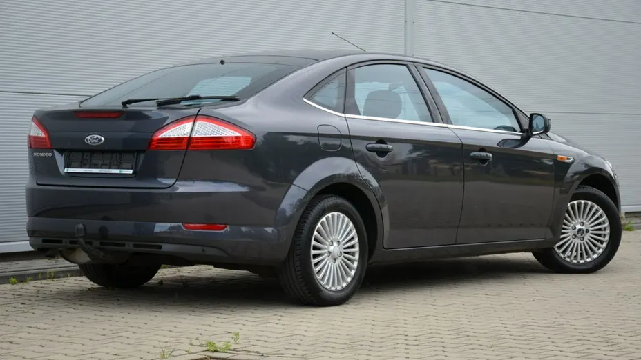 FORD Mondeo -