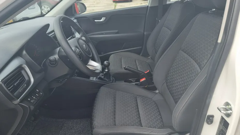 KIA Rio -