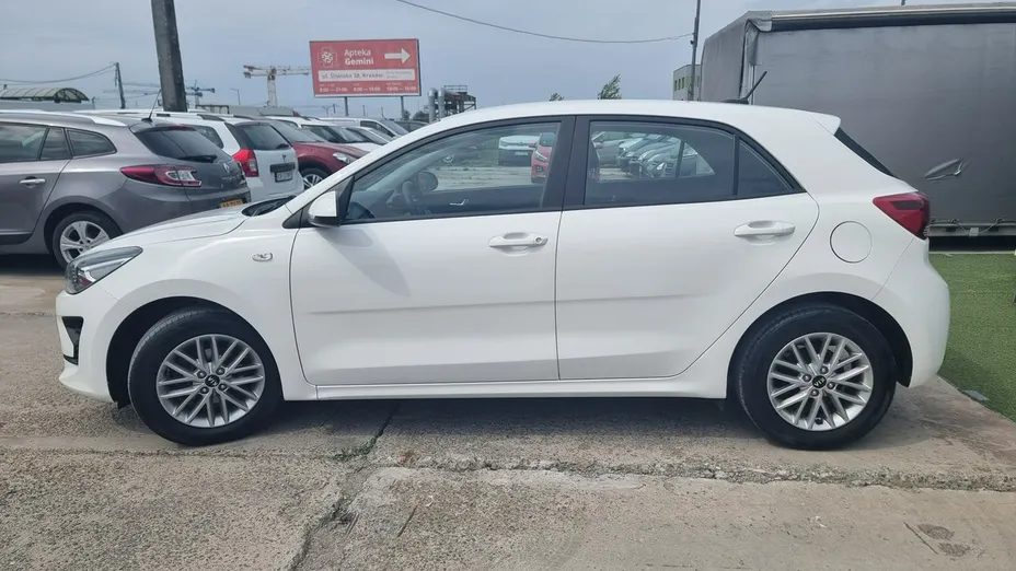 KIA Rio -
