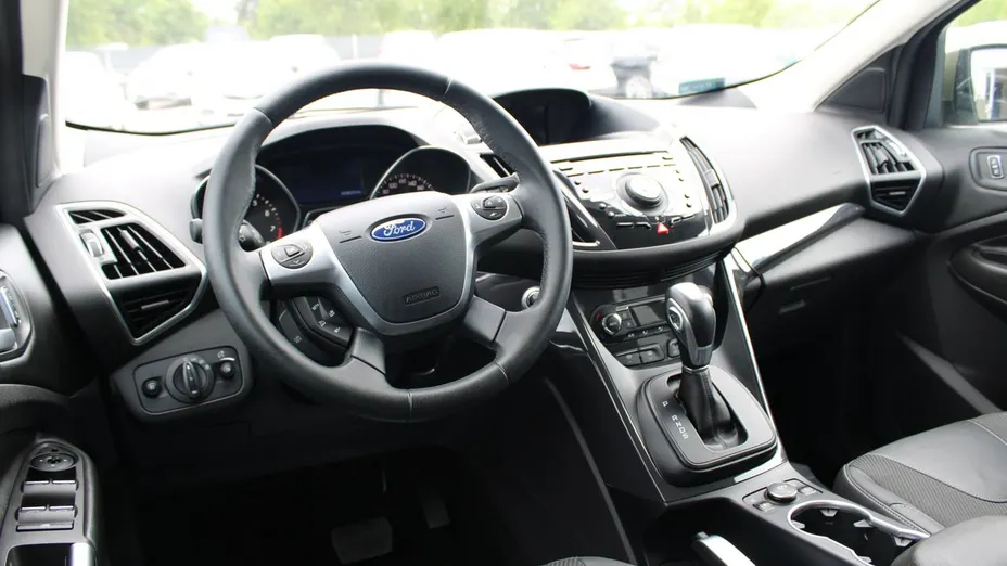 FORD Kuga -