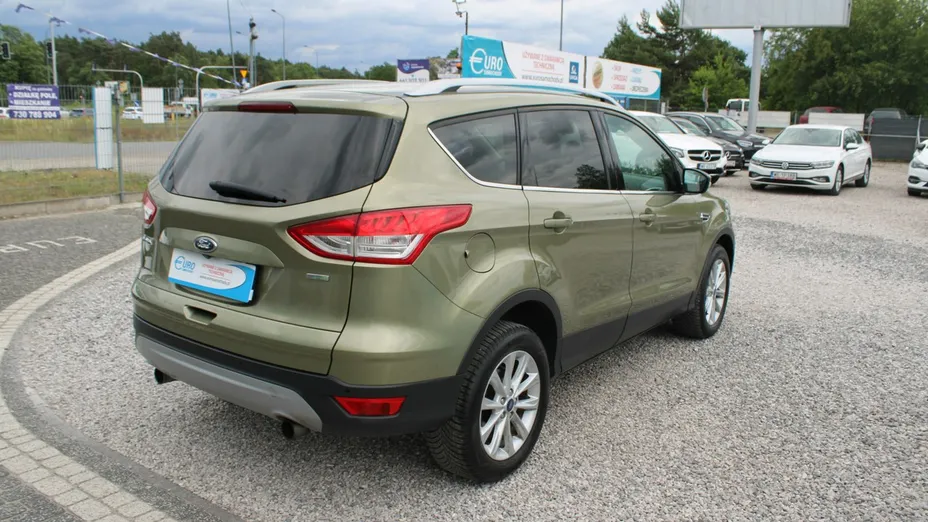 FORD Kuga -