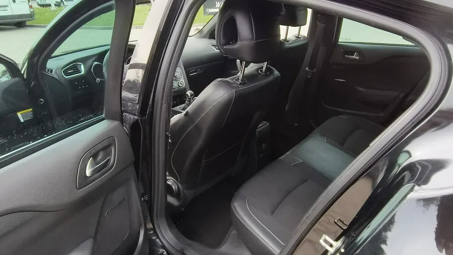 CITROEN DS4 -