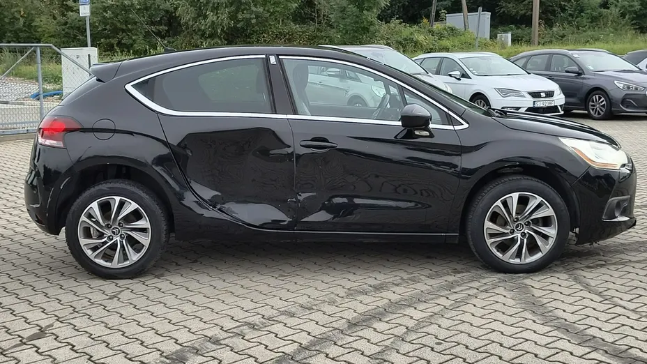 CITROEN DS4 -