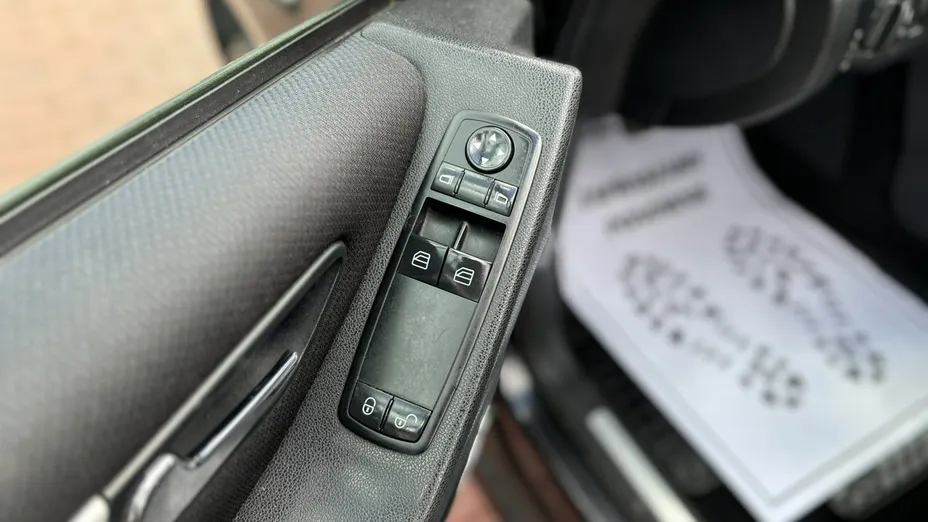 MERCEDES-BENZ A Klasa -