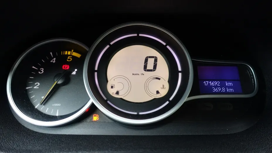 RENAULT Megane -
