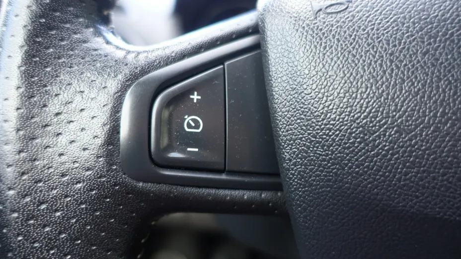 RENAULT Megane -