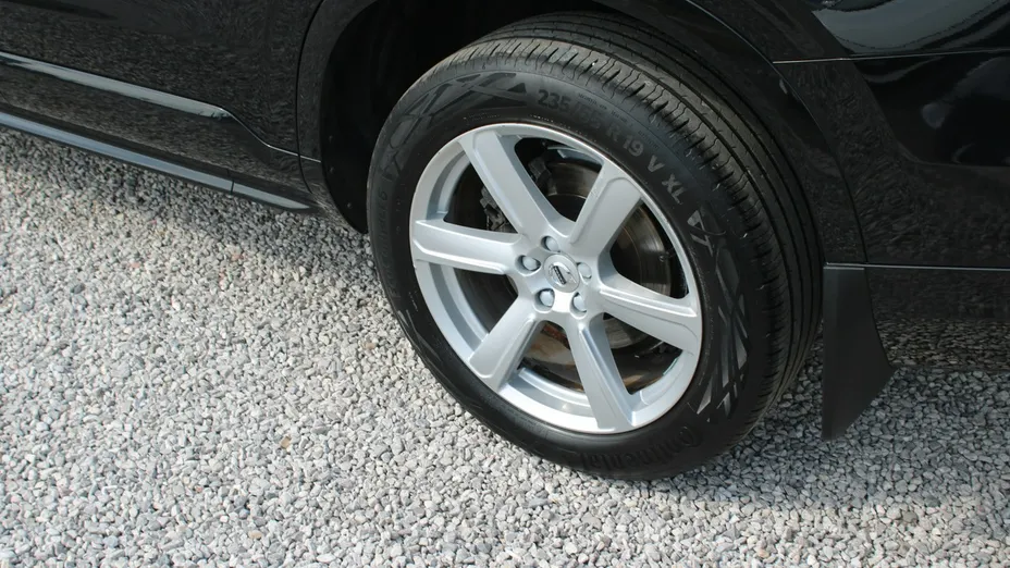 VOLVO XC90 -