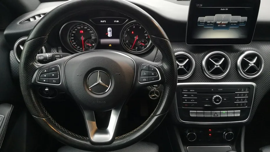 MERCEDES-BENZ A Klasa -