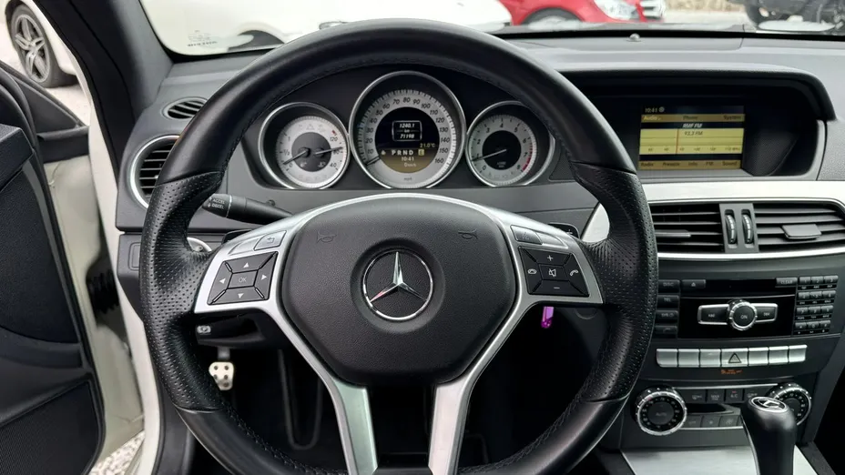 MERCEDES-BENZ C Klasa -