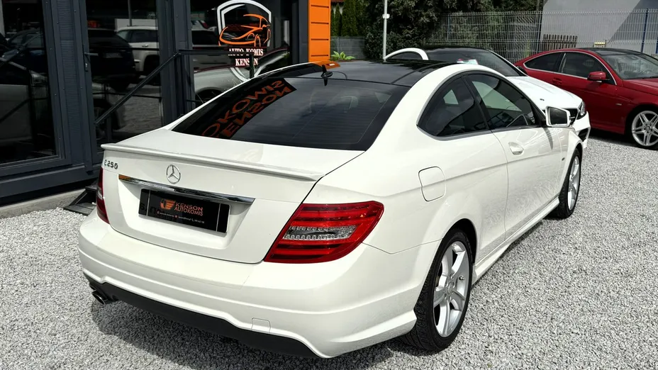 MERCEDES-BENZ C Klasa -