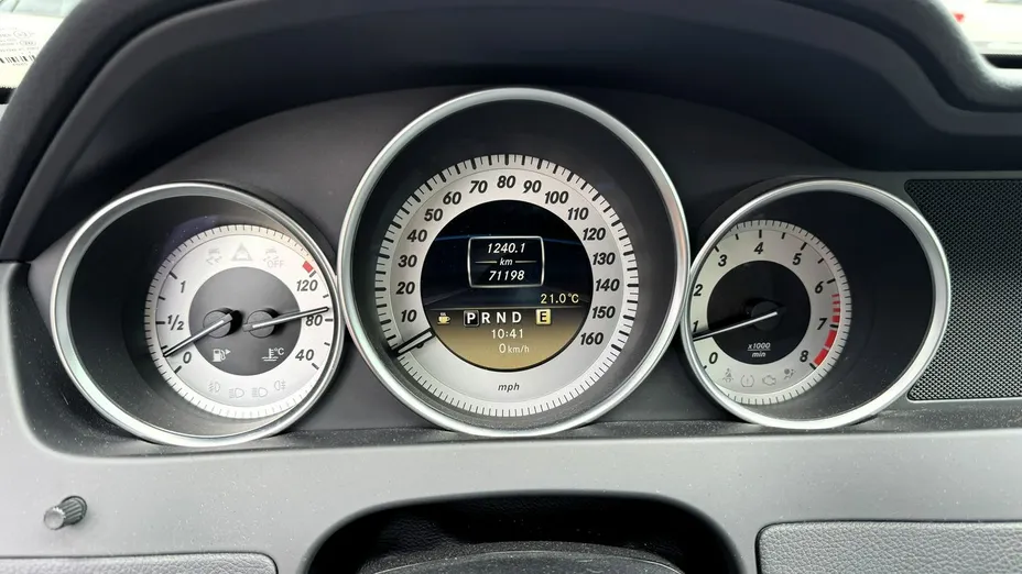 MERCEDES-BENZ C Klasa -