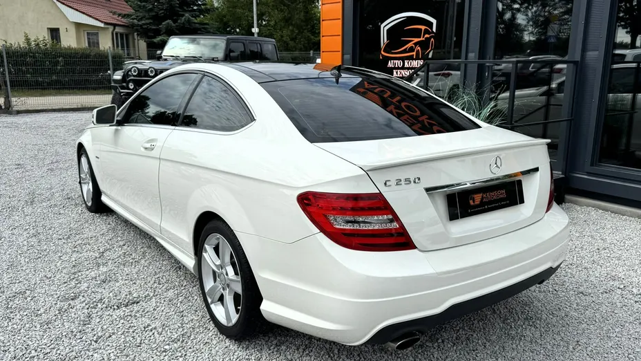 MERCEDES-BENZ C Klasa -