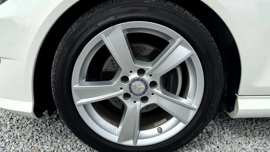 MERCEDES-BENZ C Klasa -