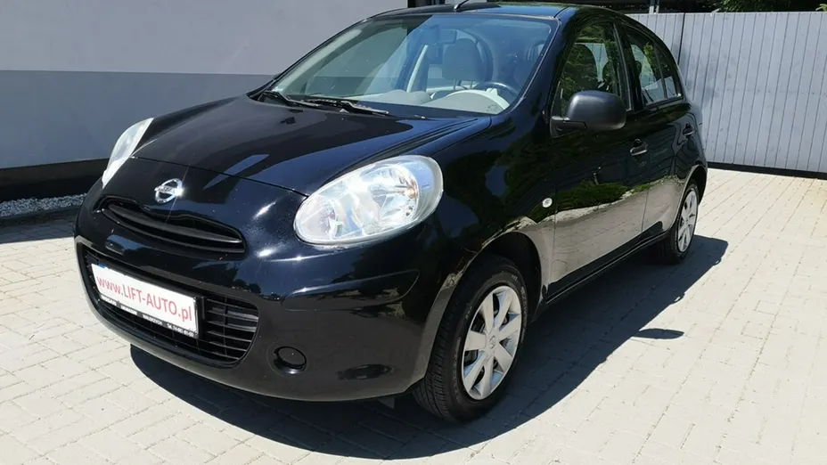 NISSAN Micra -