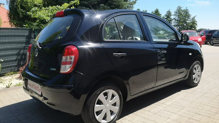 NISSAN Micra -