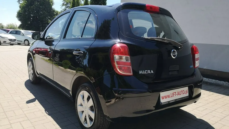 NISSAN Micra -