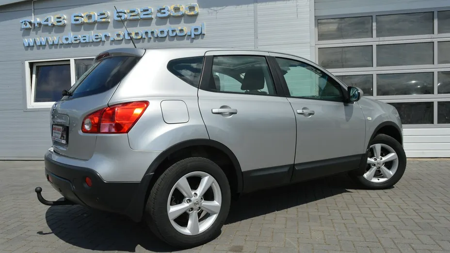 NISSAN Qashqai -