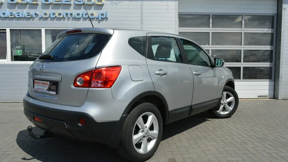 NISSAN Qashqai -
