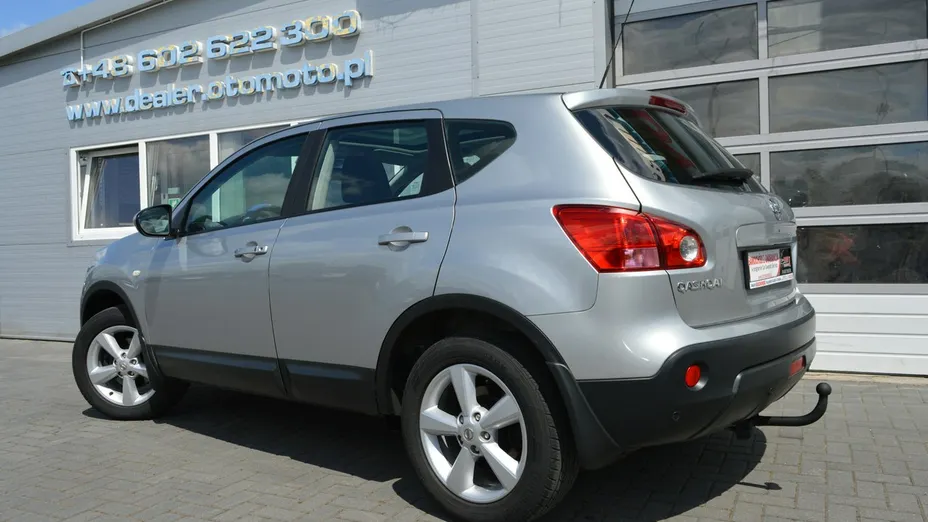 NISSAN Qashqai -