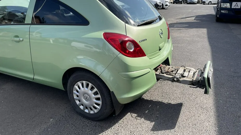 OPEL Corsa -