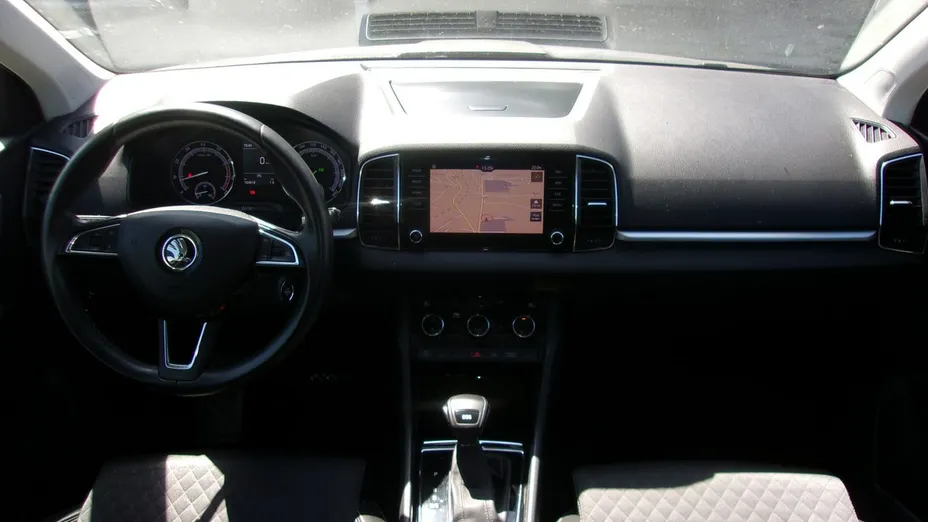 SKODA Karoq -