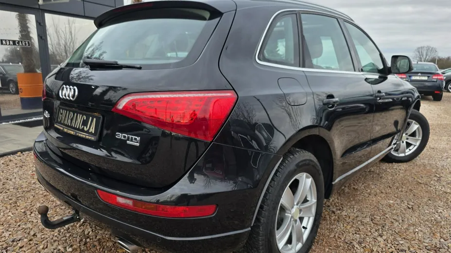 AUDI Q5 -