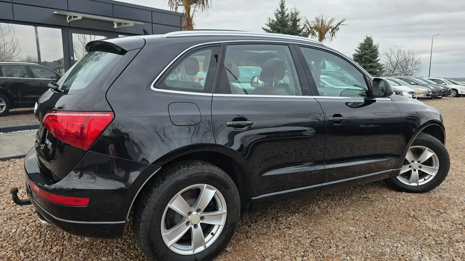 AUDI Q5 -