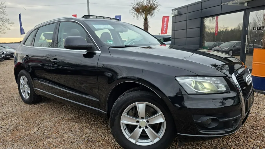AUDI Q5 -