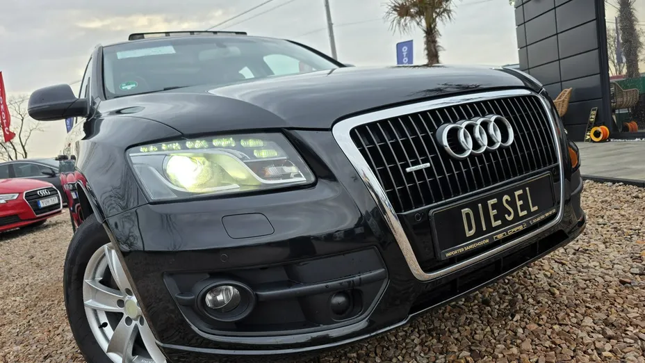 AUDI Q5 -