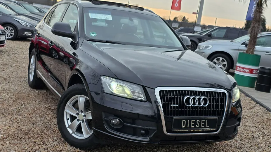 AUDI Q5 -