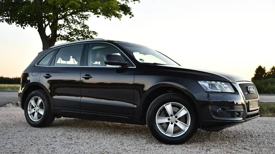 AUDI Q5 -