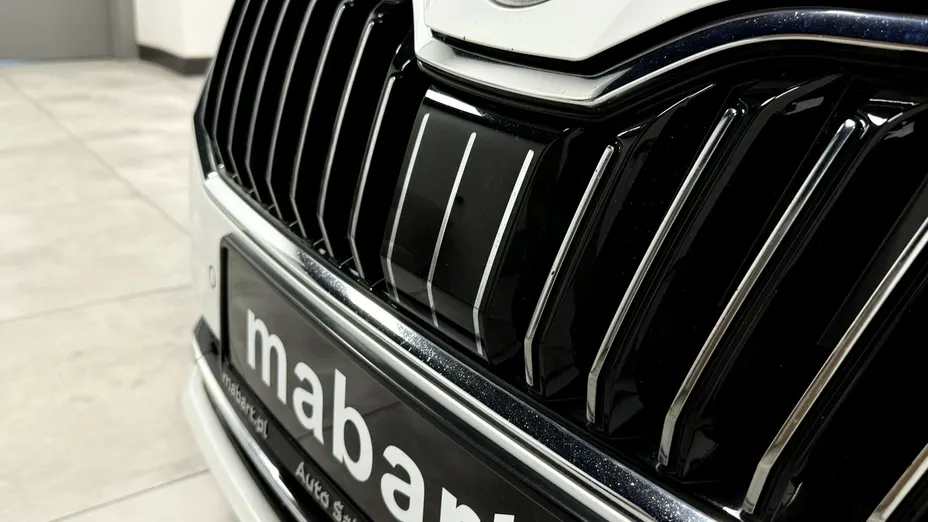 SKODA Superb -
