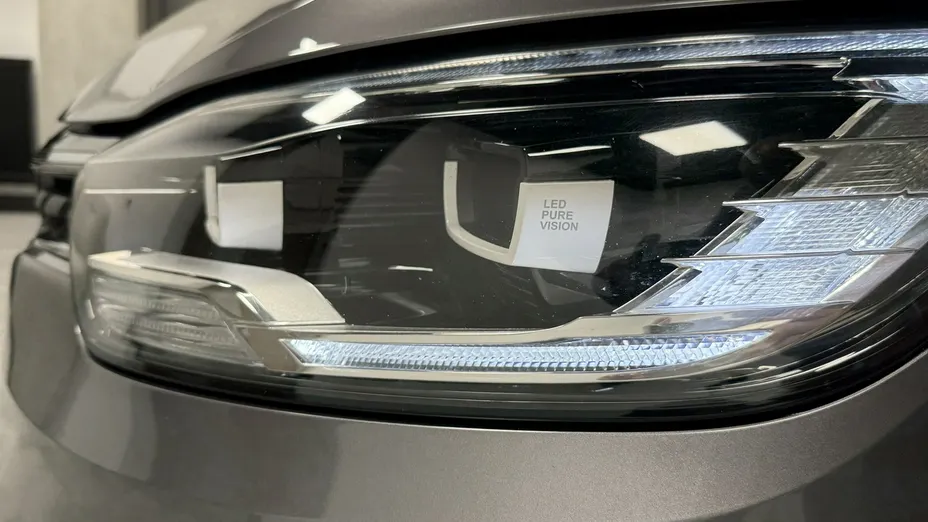 RENAULT Scenic -