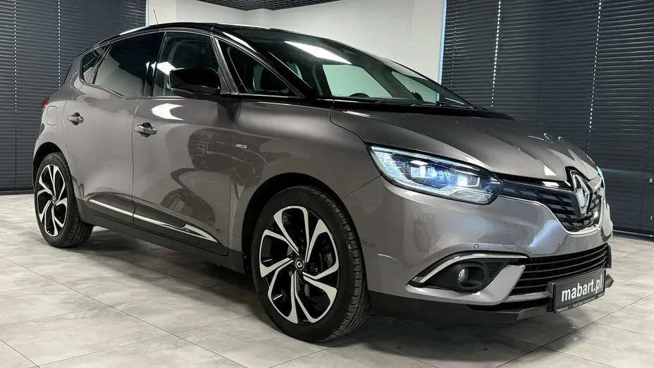 RENAULT Scenic -