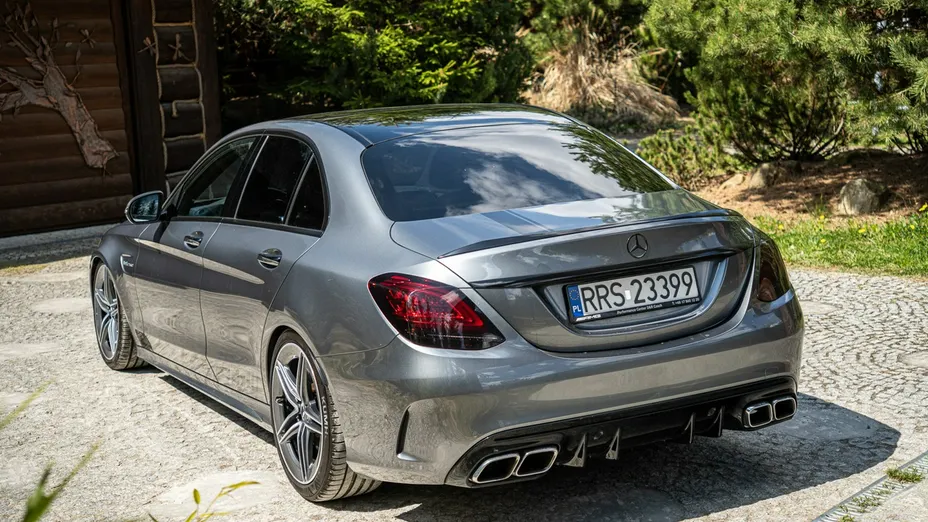 MERCEDES-BENZ C Klasa -