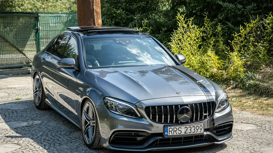 MERCEDES-BENZ C Klasa -